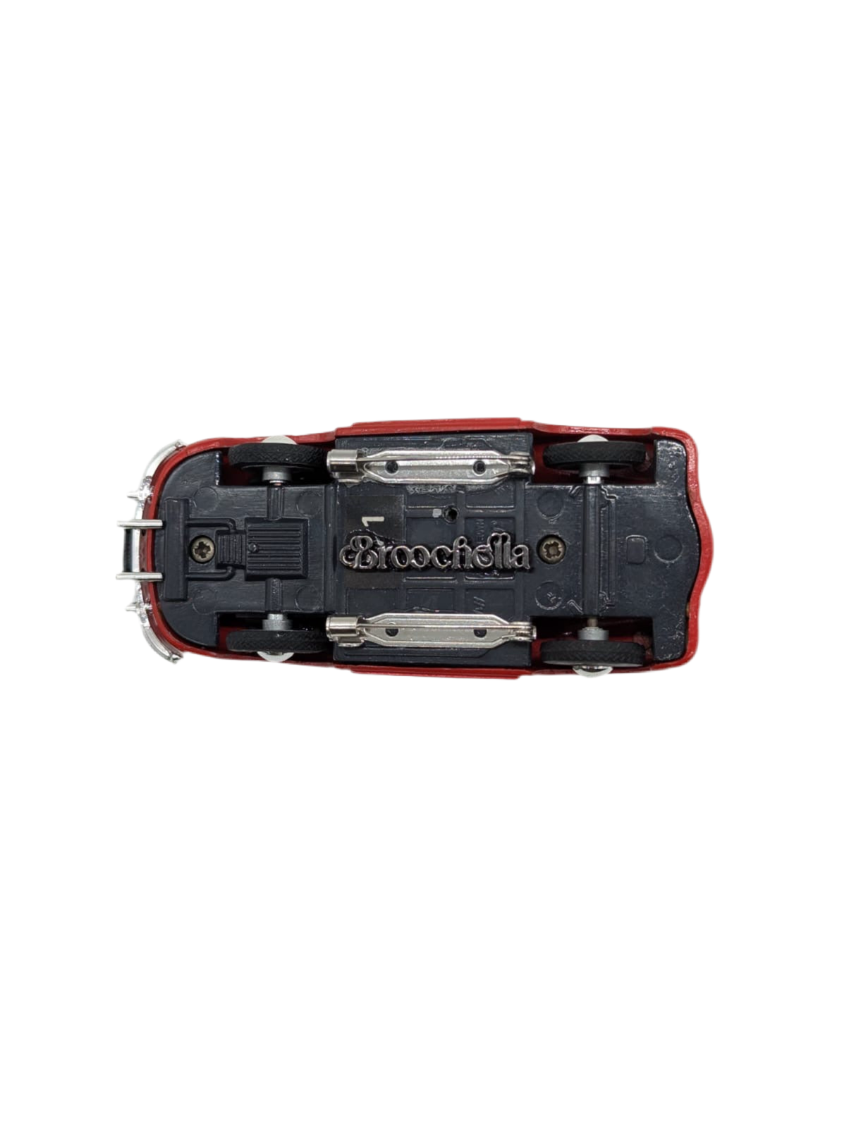 Broochella Rosso Cabrio No.356 – Vintage Convertible Car Brooch pin red scuderia d'Oro upcycled men's luxury designer