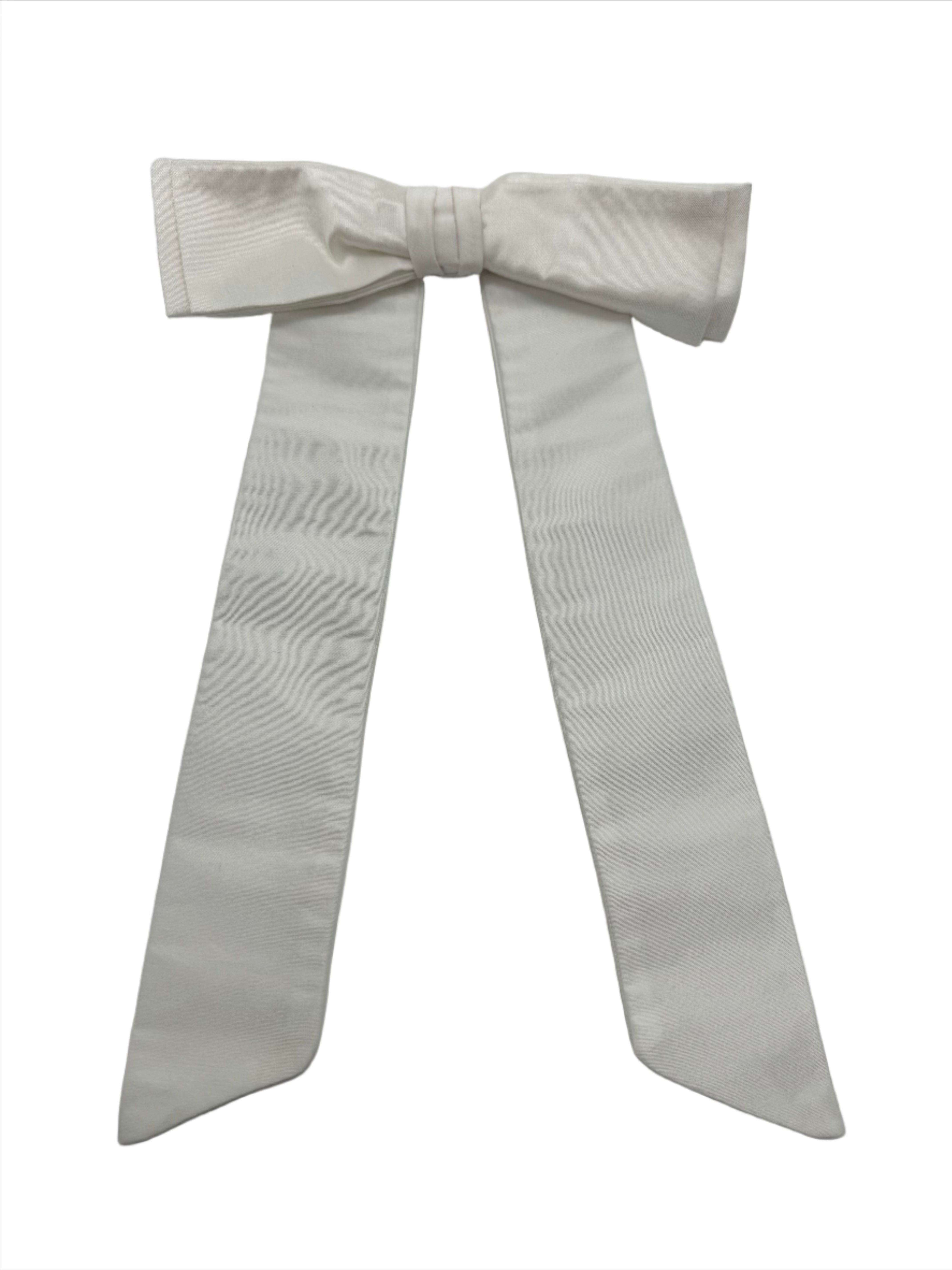Broochella Alice white handmade silk bow luxury men’s women’s brooch pin