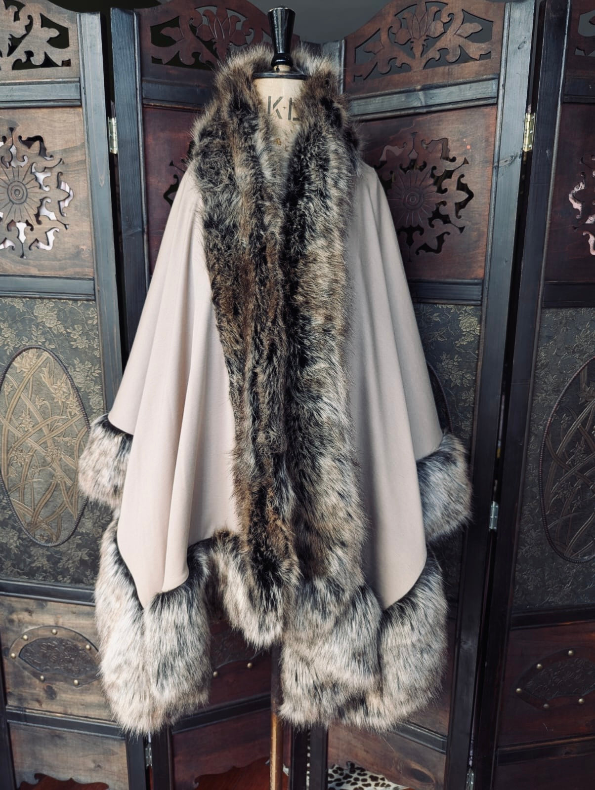 Donna Salyers Fabulous Furs Brown Faux Fur Trim Cape- OSFA luxury designer