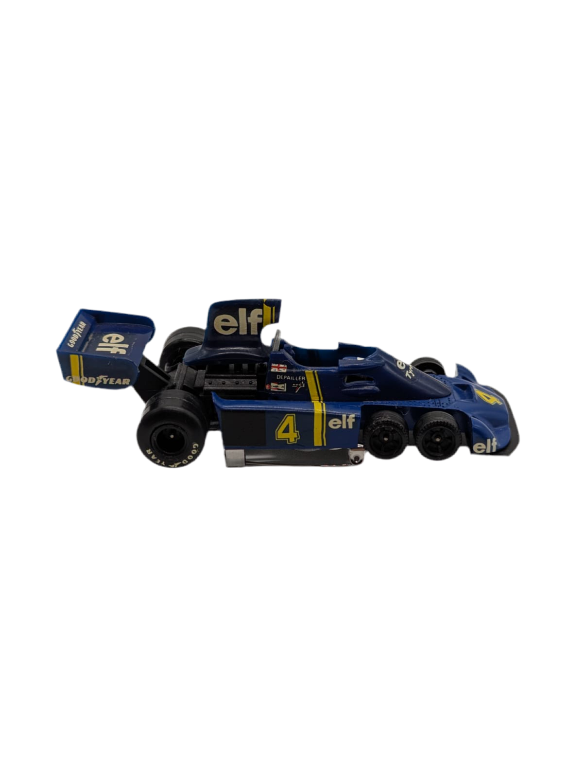 Blu Tyrrell No.4 – Formula One Car Racing Brooch (Men’s Collection)
