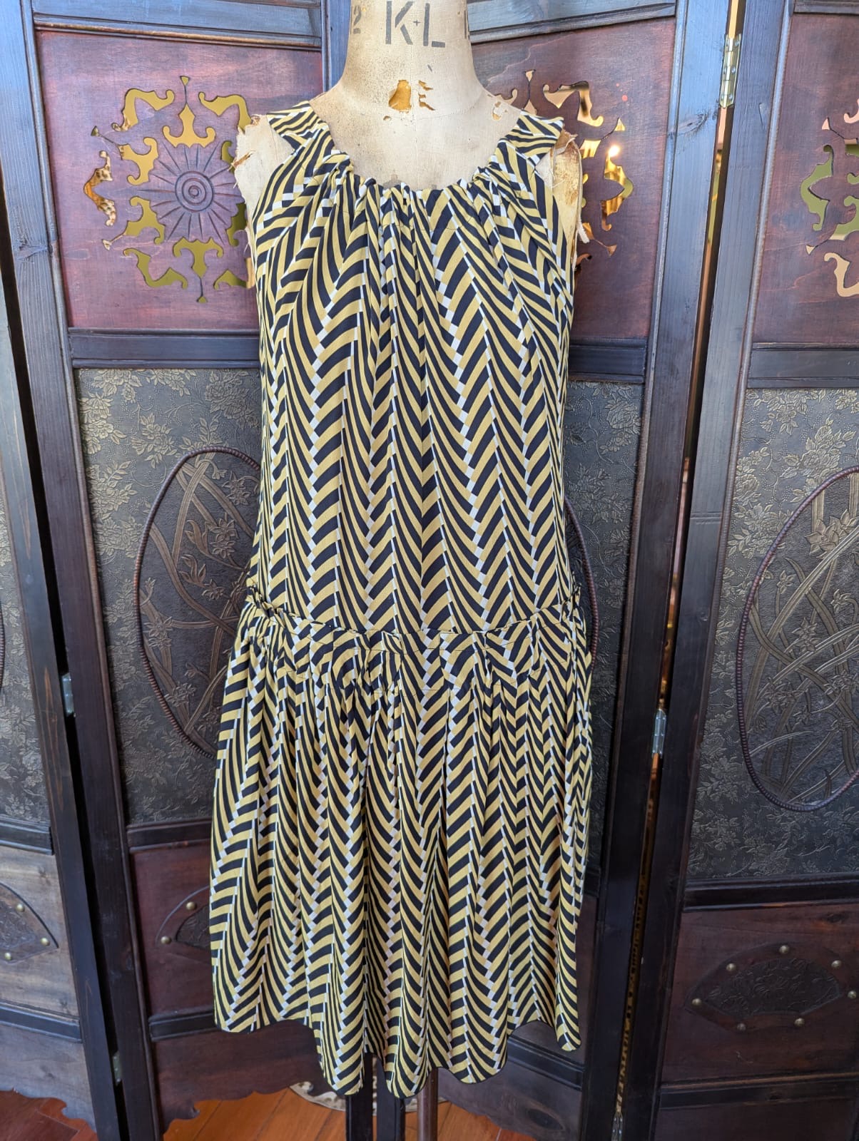 Lanvin Silk Chevron Dress – Size 40 Black yellow print geometric luxury designer women's 