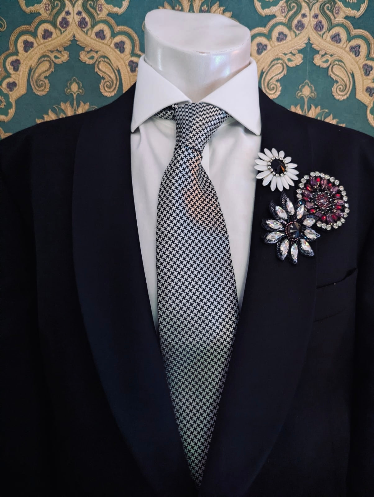 Men's Trio Flower Brooch Set