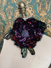 Load image into Gallery viewer, Fiore Luminosa - Luminous Flower Choker - Flower Brooch
