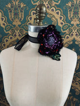 Load image into Gallery viewer, Fiore Luminosa - Luminous Flower Choker - Flower Brooch
