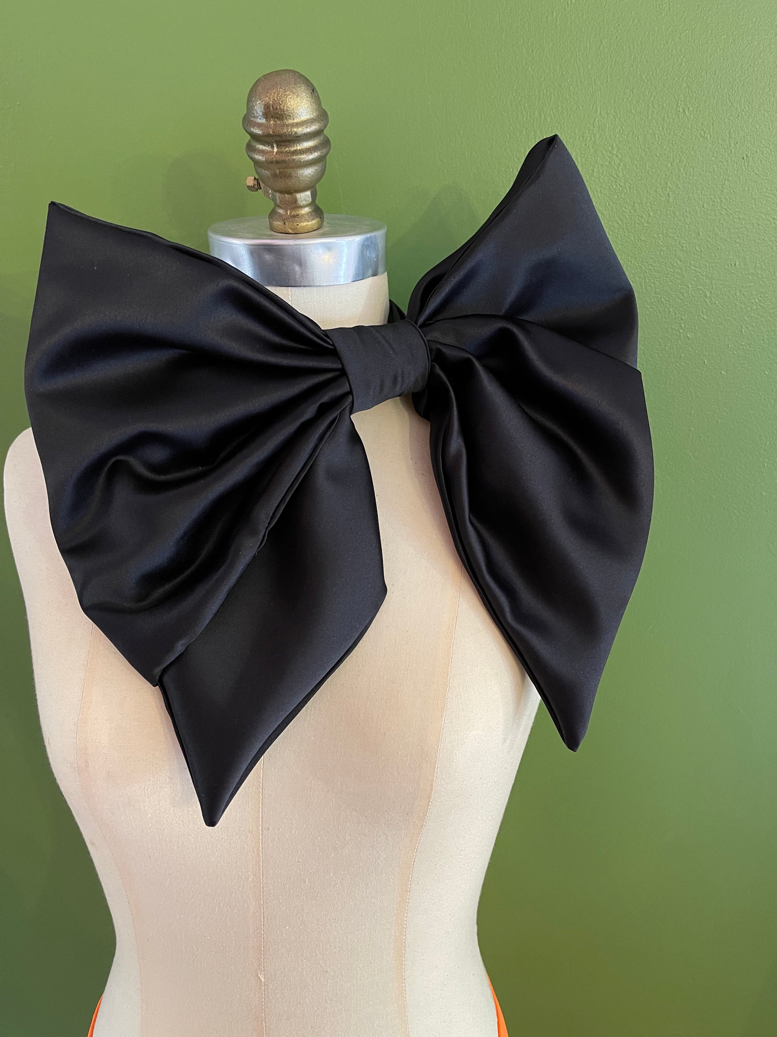 Broochella Fiocco  large bow brooch pin choker silk satin handmade designer luxury women’s black