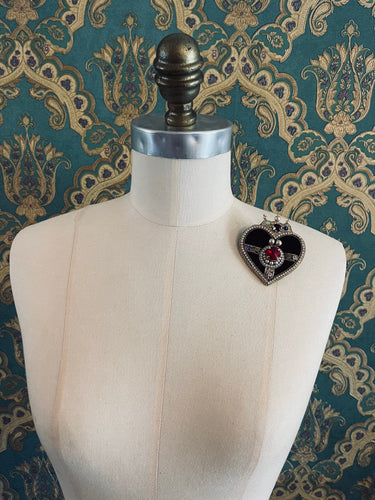 Regina heart hand-beaded brooch
