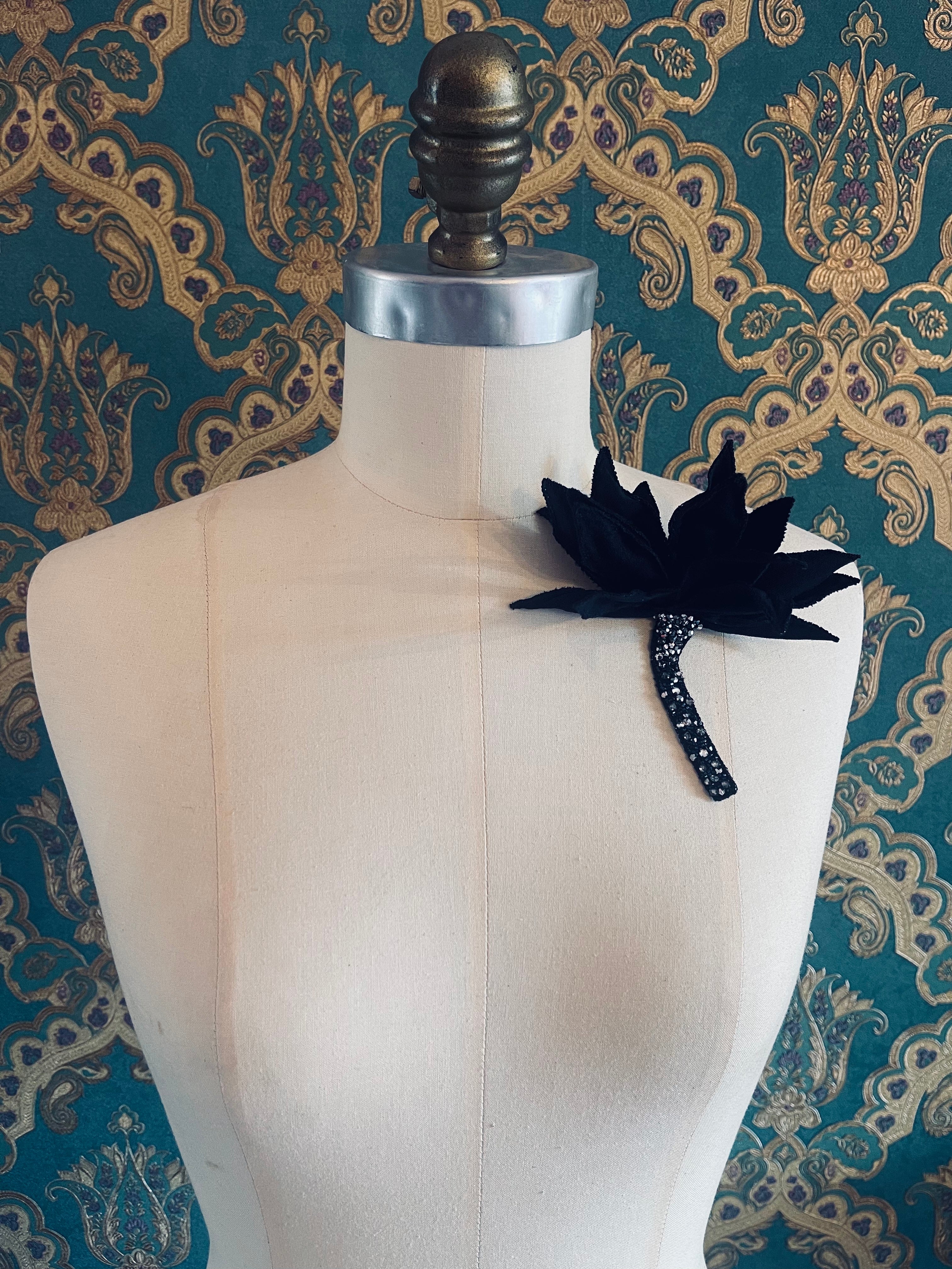 Tulipano Ingioiellato Flower Brooch Pin black handmade luxury designer men's women's large