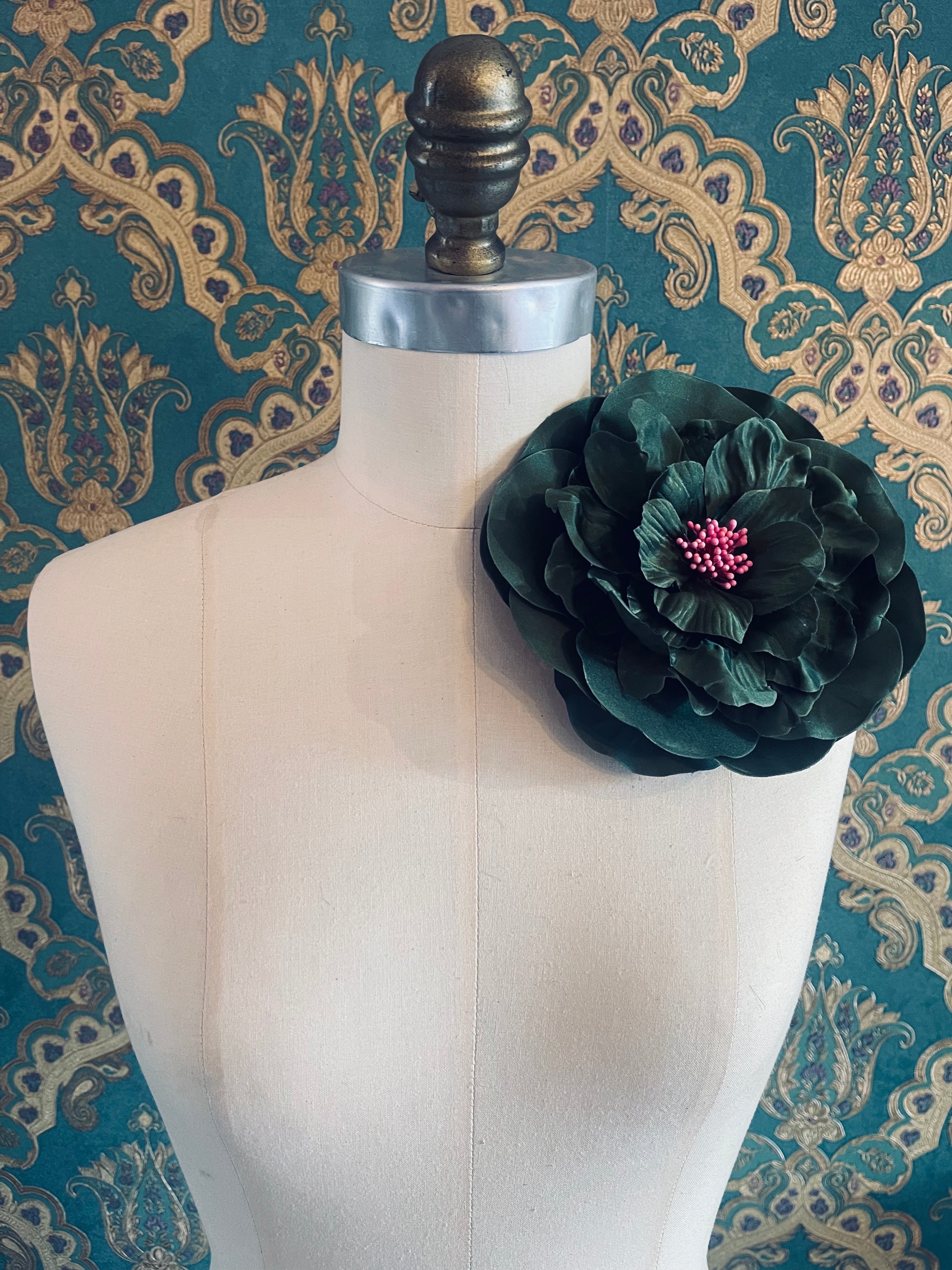 Broochella Ibisco large flower brooch pin silk handmade designer luxury men's women's green pink
