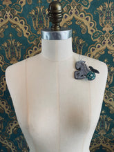 Load image into Gallery viewer, Capricorno Zodiac Brooch
