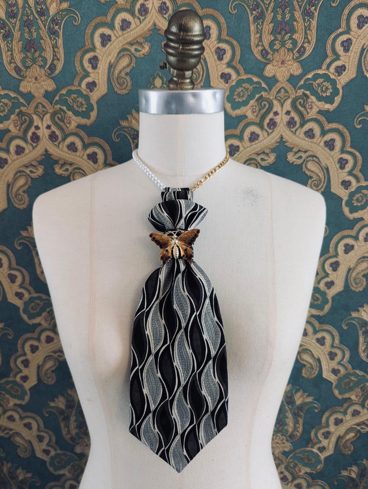Montecristo Cravatta Tie Brooch Pin