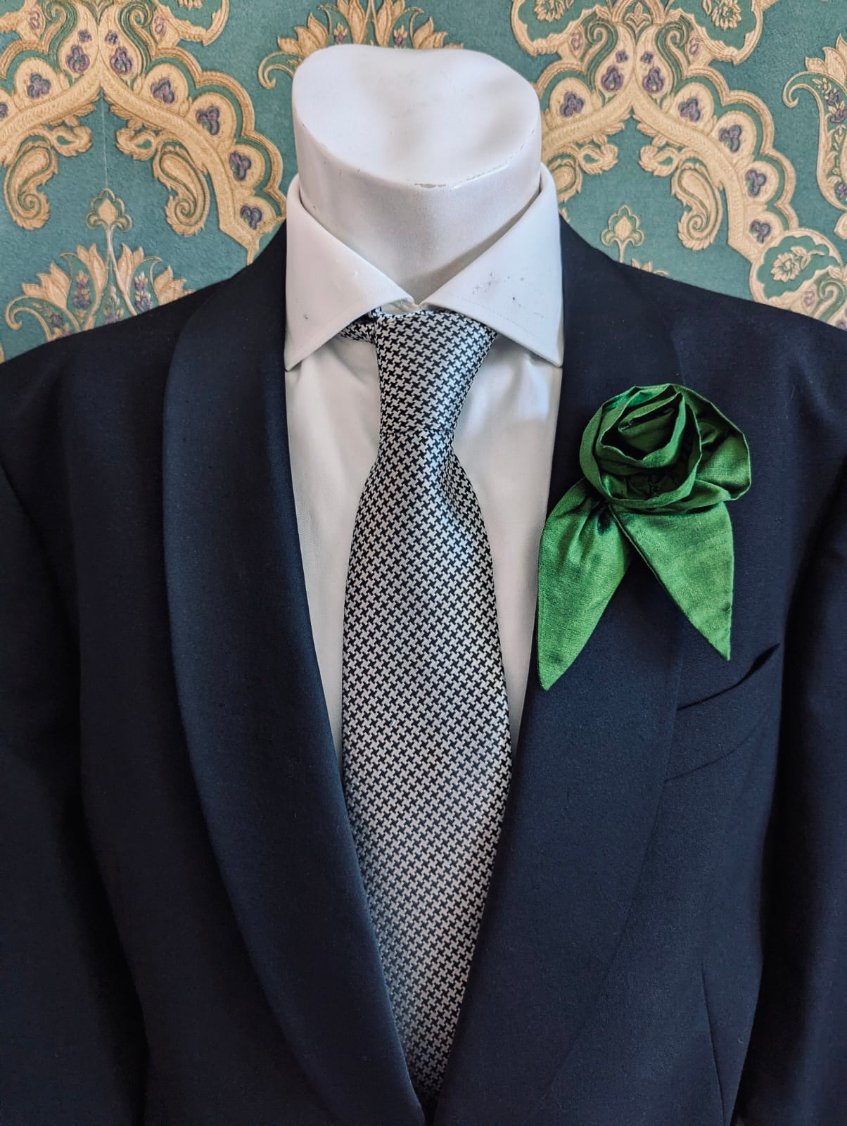 Broochella Petalo flower brooch silk handmade men's  luxury designer green