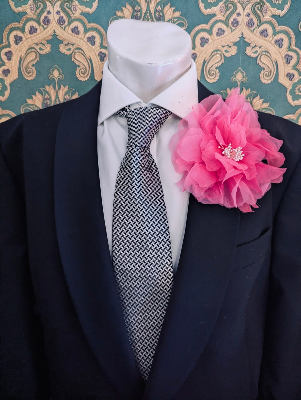 Men's Aubrieta Flower Brooch
