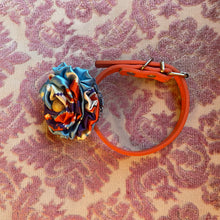 Load image into Gallery viewer, Poochella Bougainville Pet Collar
